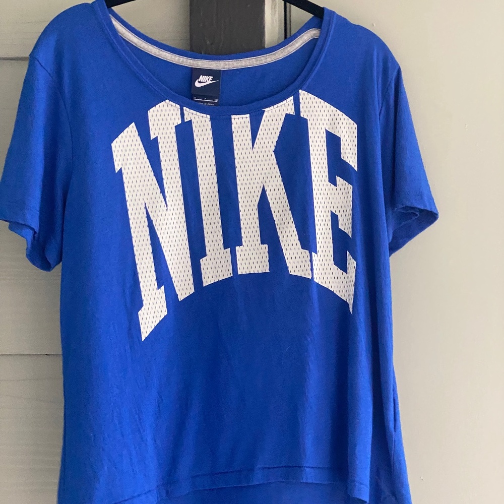 Nike t shirt